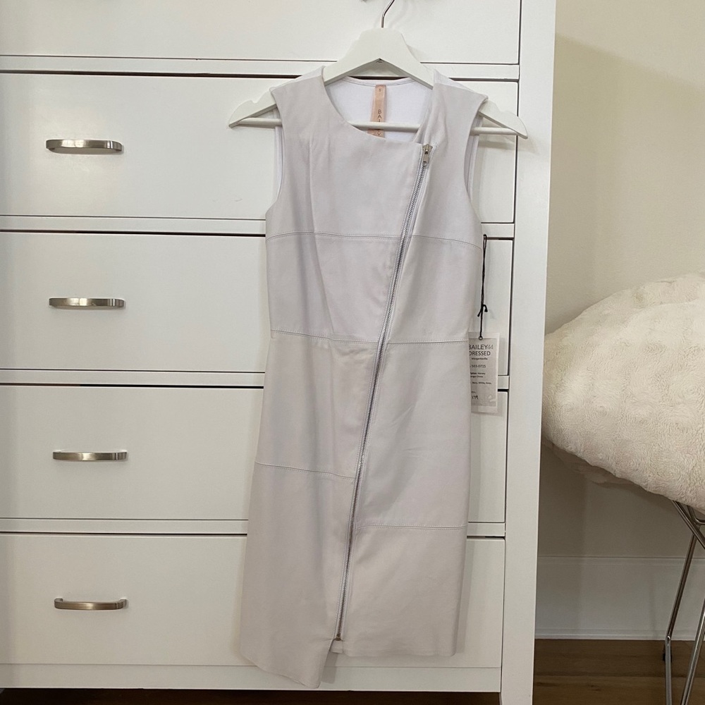 BNWT Bailey 44 Harvey Wallbanger Dress